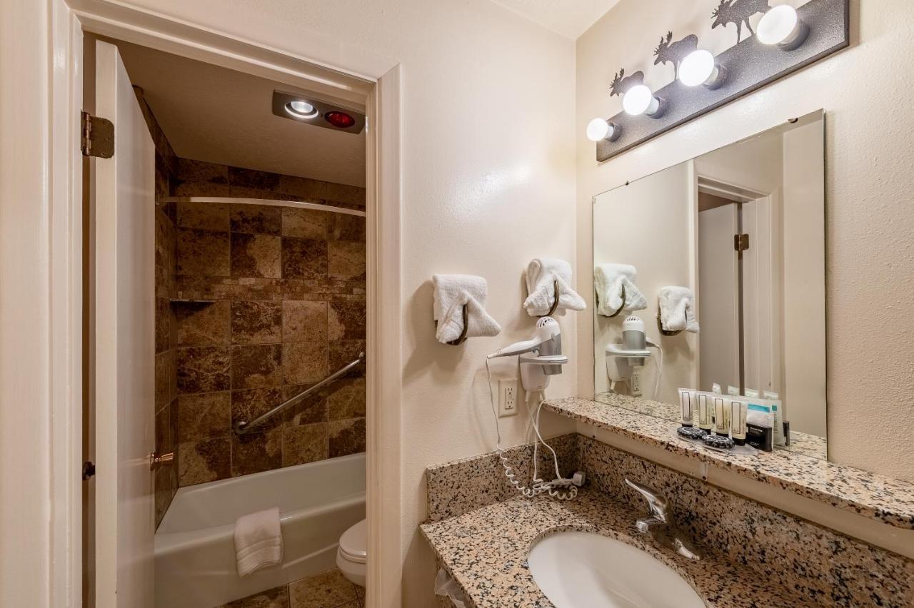 49'Er Inn & Suites Jackson Esterno foto